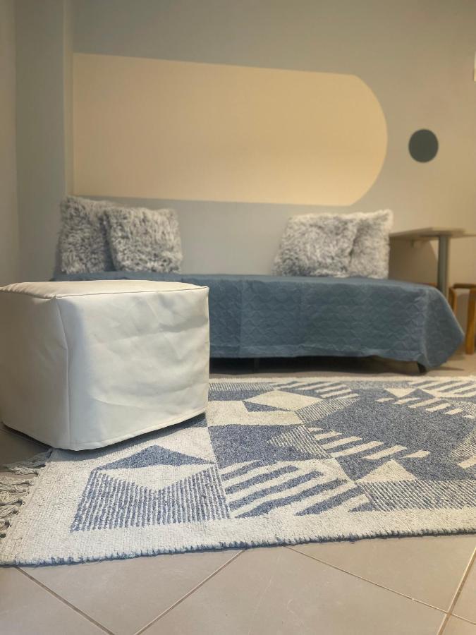 Cozy Minimal Apartment Pire Dış mekan fotoğraf